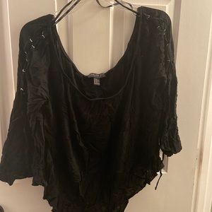 Bell-sleeved, Short Blouse